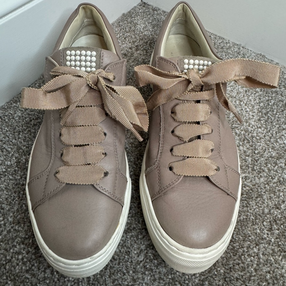 Agl Pearl Leather Sneakers